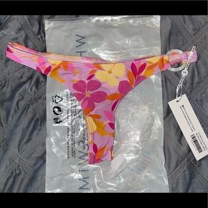 BNWT White Fox bikini bottoms SZ MEDIUM